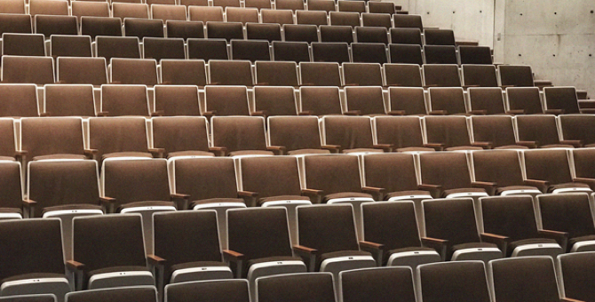 Госдума начала принимать поправки к новому закону о кинофестивалях