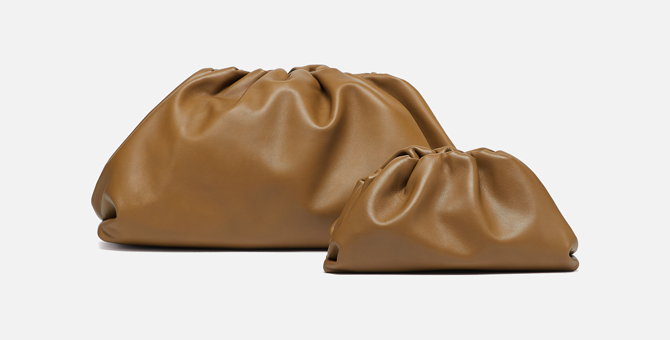 Bottega Veneta выпустил новую модель сумки — Pouch