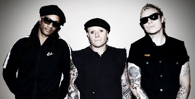 Группа The Prodigy отменила все предстоящие выступления