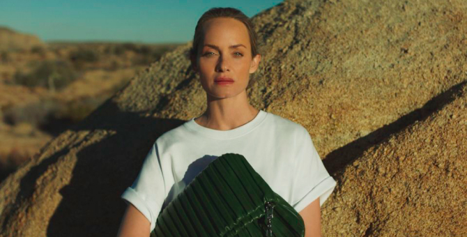 Эмбер Валлетта и Karl Lagerfeld выпустили сумки из кактусов