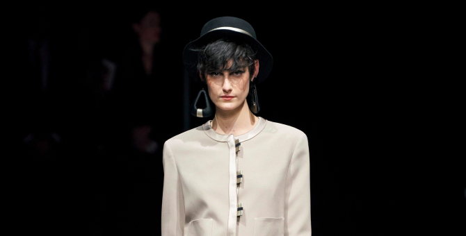 Показ новой коллекции Giorgio Armani можно будет посмотреть по телевизору