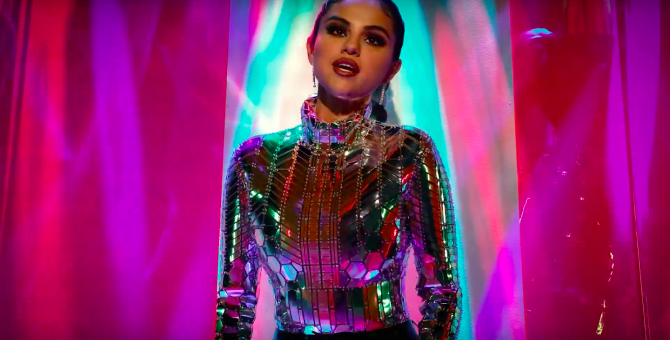 Селена Гомес выпустила еще один клип, снятый на iPhone