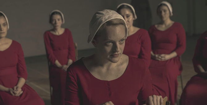 Hulu продлил «Рассказ служанки» на пятый сезон