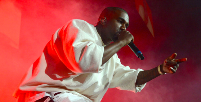 Канье Уэст посвятил новый трек своей матери