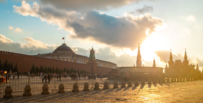 Власти России не планируют помогать артистам во время пандемии COVID-19