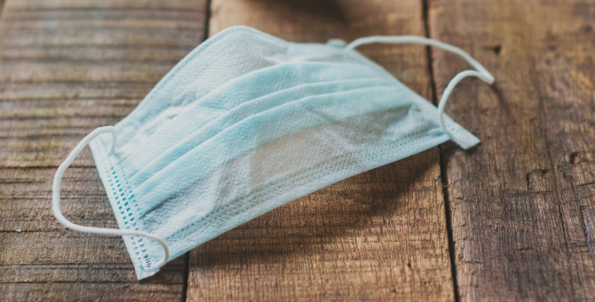 Глава Роспотребнадзора сообщила о сохранении масочного режима по всей России