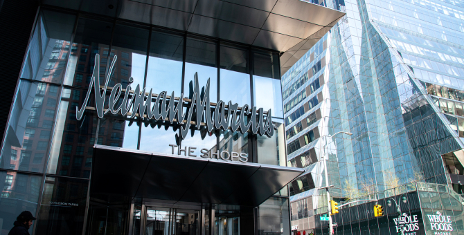 Сеть универмагов Neiman Marcus перестанет продавать изделия из натурального меха