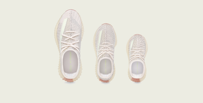 Канье Уэст и adidas представили новую расцветку кроссовок Yeezy Boost 350 V2