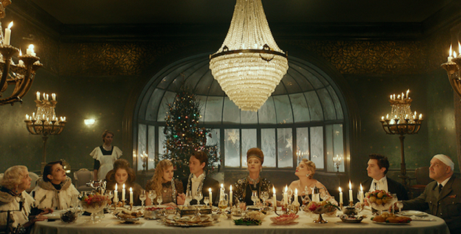 Рената Литвинова готовит к выходу свой новый фильм с Софьей Эрнст и Никитой Кукушкиным