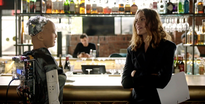 Вышел короткометражный фильм с Эван Рейчел Вуд и роботом Софией