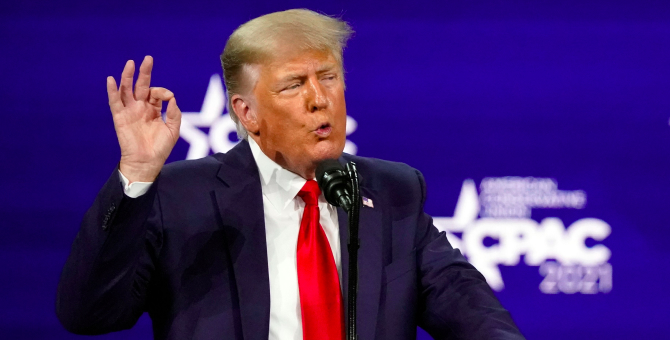 Дональд Трамп запустит собственную соцсеть