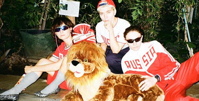 Наташа Ганелина из Ha•HaBiBi составила плейлист из восточных треков-сладостей