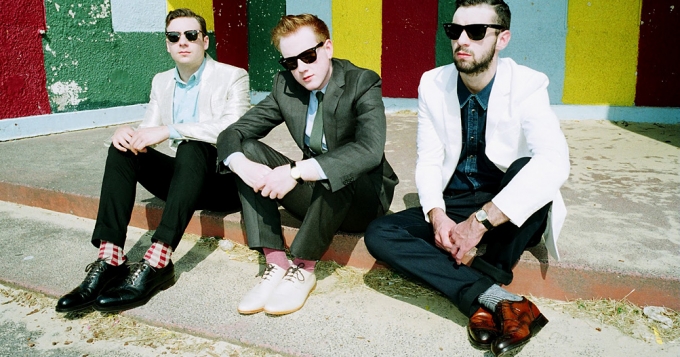 Two Door Cinema Club в Москве