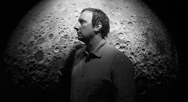 Кто такой Робер Лепаж и почему на его спектакли стоит идти даже в кино