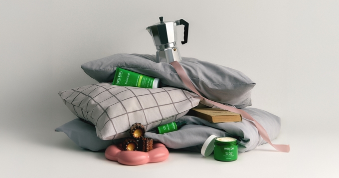 Что положить в косметичку: 8 уходовых средств на все случаи жизни