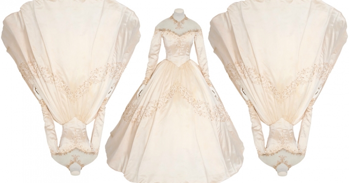 Свадебное платье Элизабет Тейлор выставят на аукцион