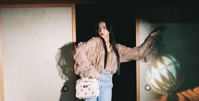 Valentino извинился за рекламную кампанию с японской моделью