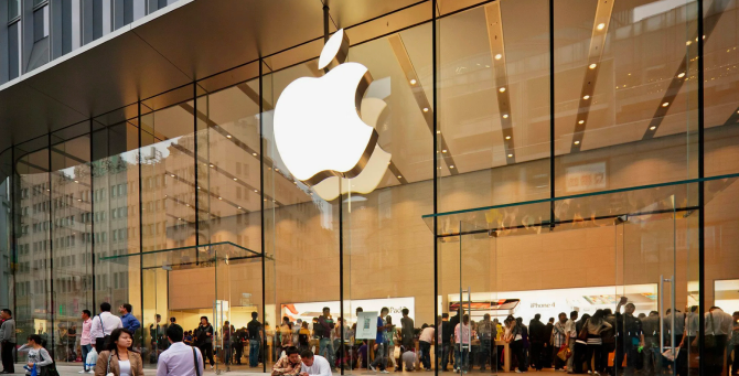 Apple анонсировала крупнейшее обновление iOS в истории