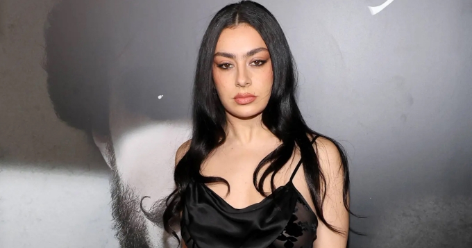 Певица Charli XCX сыграет в следующем фильме Такаси Миике