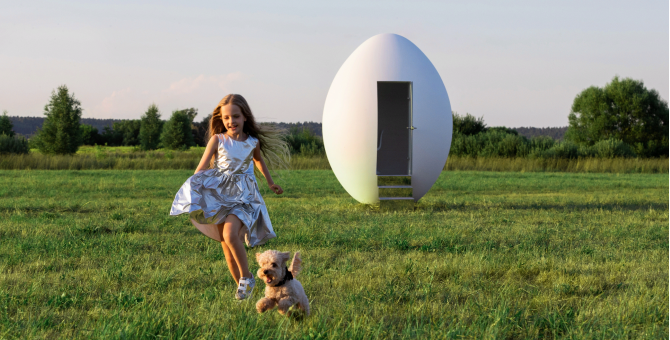 Скульптор Григорий Орехов создал дом в форме яйца