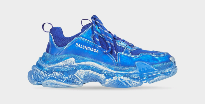 Balenciaga представил пять новых оттенков кроссовок Triple S