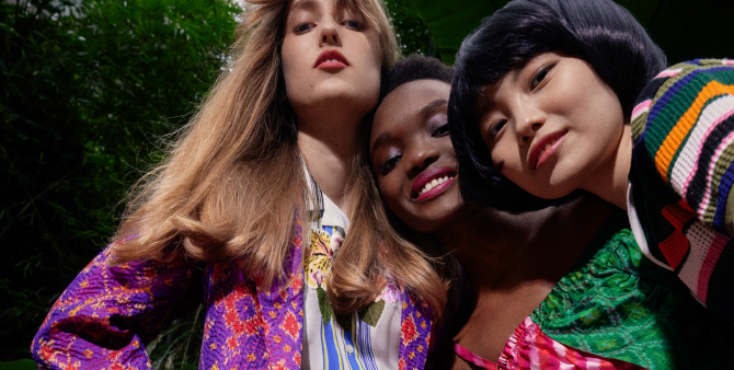 Dries Van Noten представил капсульную коллекцию для Mytheresa