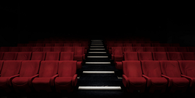 Руководители киносетей заявили о возможном закрытии половины российских кинотеатров