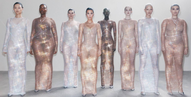 Бренд Ким Кардашьян Skims и Swarovski представили коллаборацию