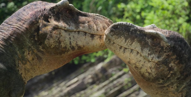 Николай Дроздов озвучил документальный сериал Apple TV+ о динозаврах