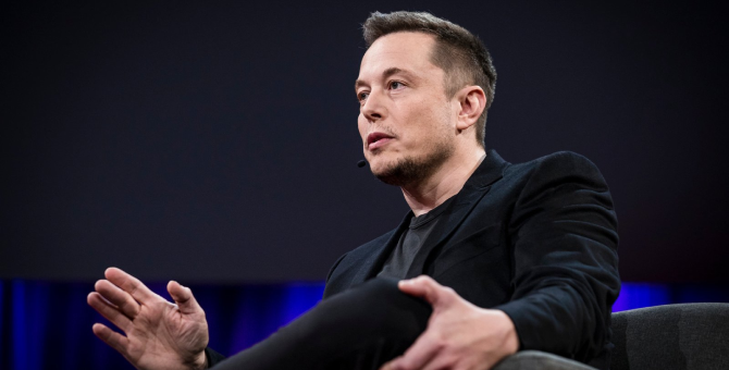 Компания Neuralink Илона Маска впервые вживила имплант в мозг человека
