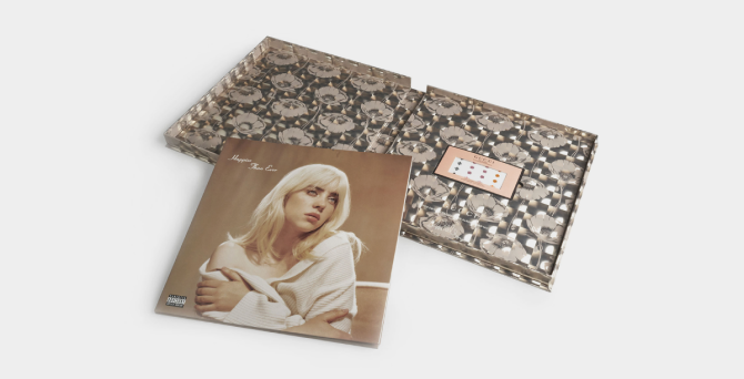 Билли Айлиш выпустила коллекцию винила в коллаборации с Gucci