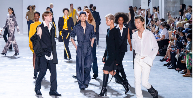 Белый и черный: платформа Tagwalk назвала самые популярные цвета Недели моды в Нью-Йорке