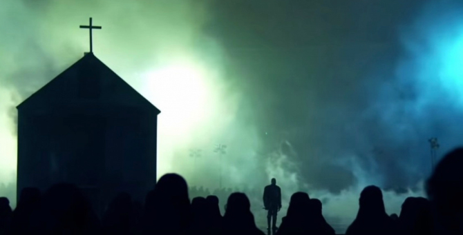 Копию дома детства Канье Уэста с презентации «Donda 2» выставят на аукцион