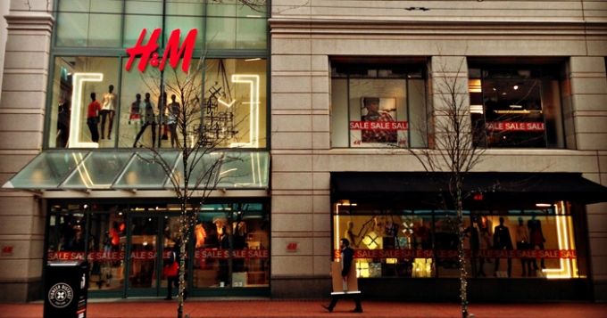 Ограбление по-итальянски: из магазина H&M вынесли 60 тысяч евро