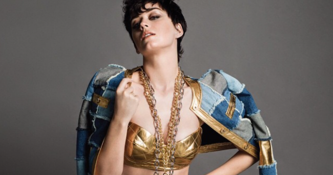 Кэти Перри появилась в рекламной кампании Moschino