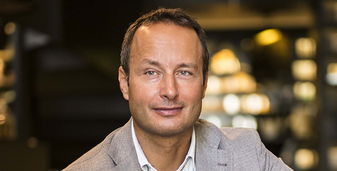 Три удобных и один неудобный вопрос Этьену де Свардту, автору марки Etat Libre d'Orange