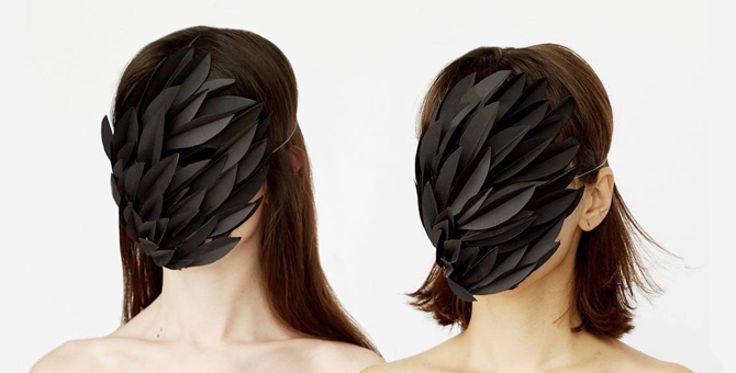 Знакомьтесь, Настя Пилепчук. Она делает необычные маски из металла, дерева или CD-дисков