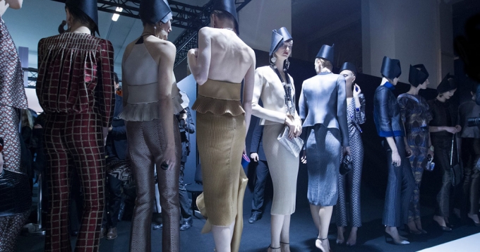 Прямая трансляция шоу Giorgio Armani AW13