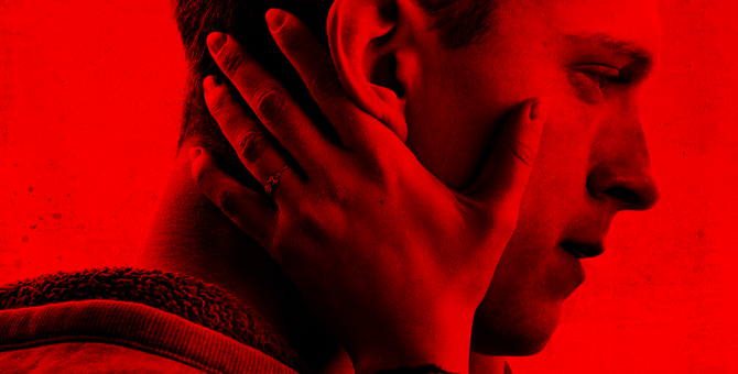 Человек-паук с ПТСР, зависимостью и пистолетом: интервью с Томом Холландом к выходу фильма «По наклонной»