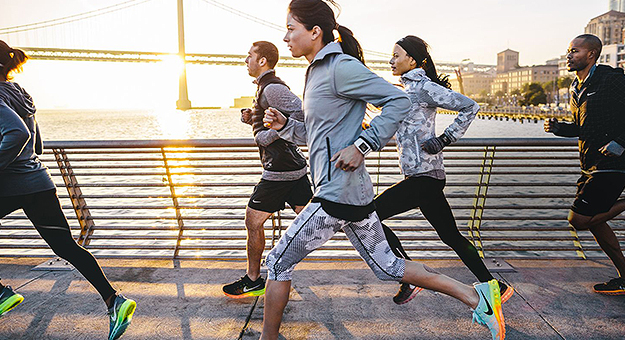 Nike и фонд «Обнаженные сердца» проведут первый digital-забег