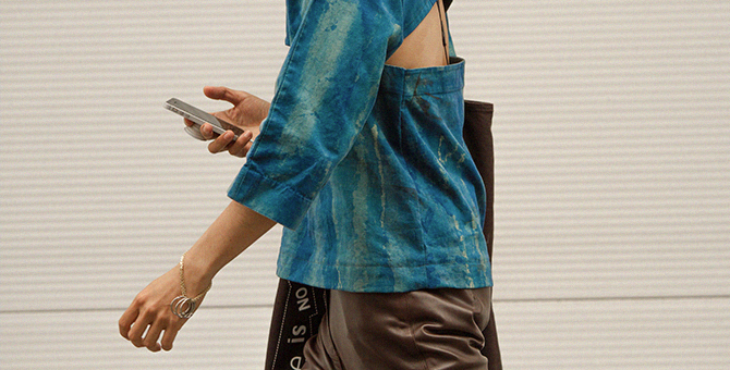 Как выглядят гости показов Louis Vuitton, Dries Van Noten и Loewe: стритстайл с Недели моды в Париже