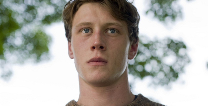 Знакомьтесь, Джордж Маккэй — актер из оскароносного «1917» Сэма Мендеса