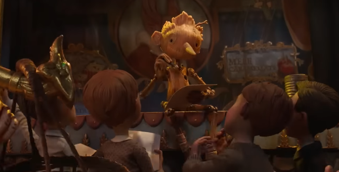 Netflix показал музыкальный номер из «Пиноккио» Гильермо дель Торо