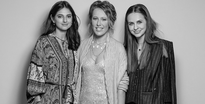 JuneJuly x LuxCartel: как прошла презентация капсул молодых дизайнеров со всего мира