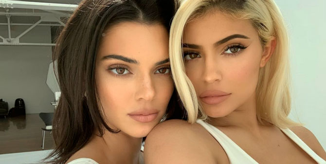 Кайли Дженнер показала тизер косметической коллаборации с Кендалл Дженнер
