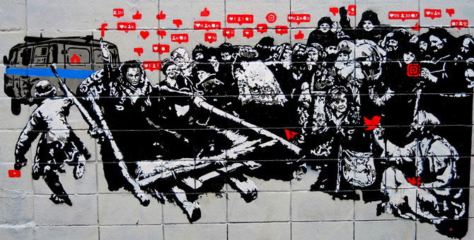 В Москве появилось граффити с Алексеем Навальным вместо боярыни Морозовой