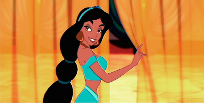 Ученые признали фигуры диснеевских принцесс опасными для психики