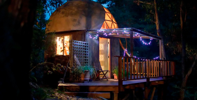 Где находится самое популярное жильё Airbnb