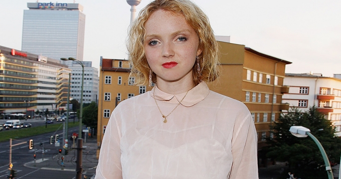 Социальная сеть от Лили Коул