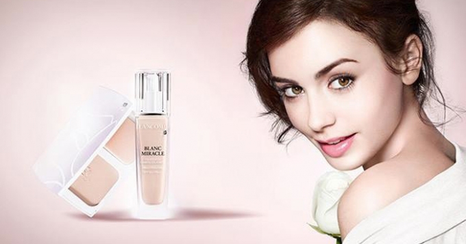 Лили Коллинз в новой рекламе Lancôme